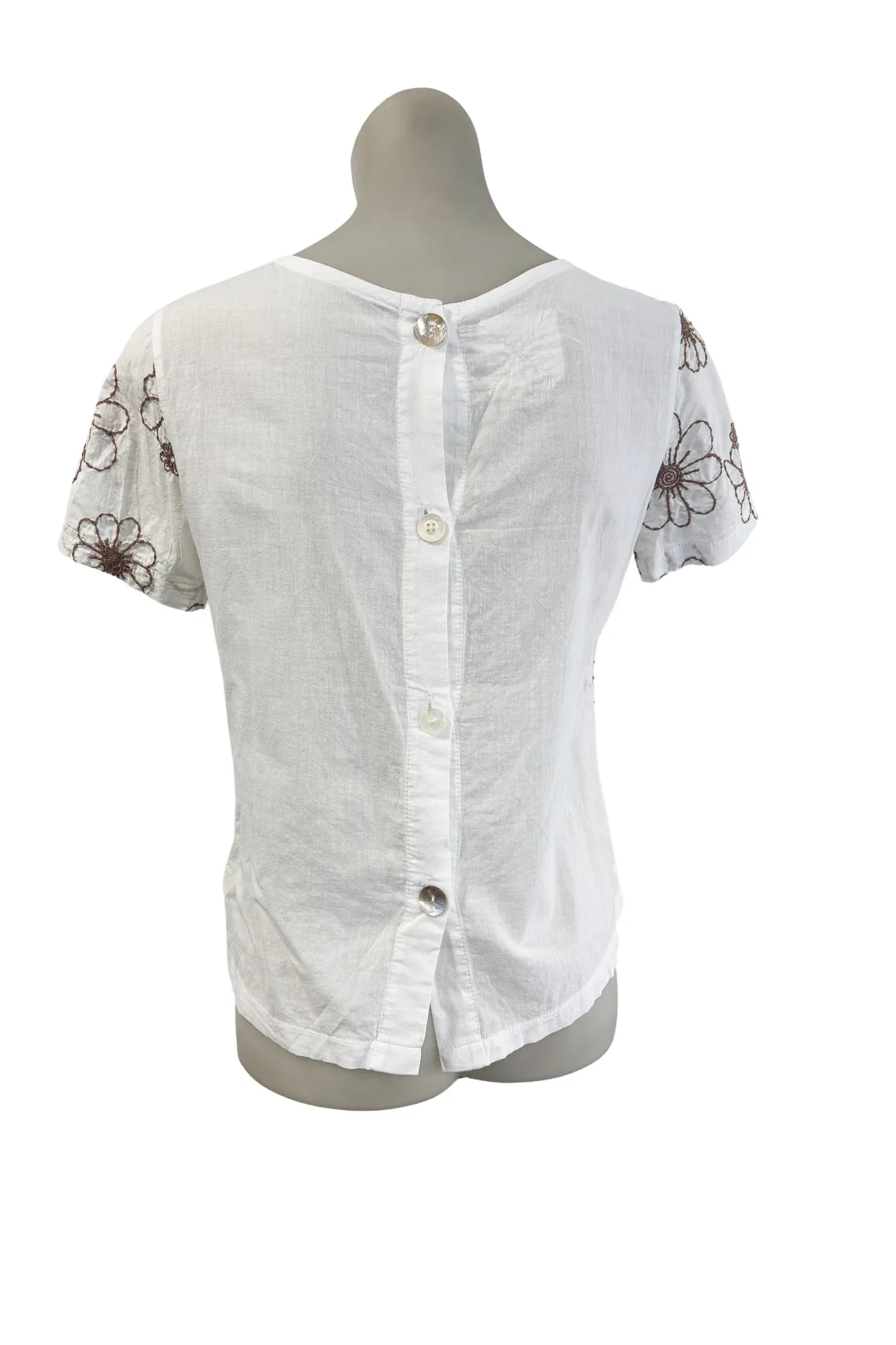 Aunty clothing NZ made cotton flower embossed top, S