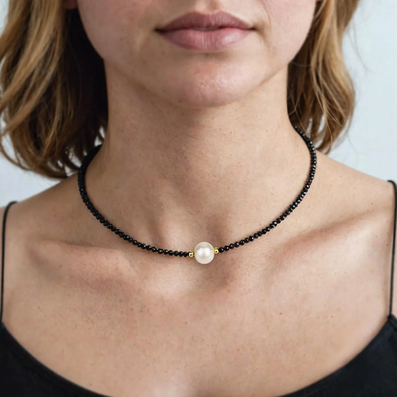 Black Spinel Necklaces for Women, Natural Freshwater Black Pearl Necklace, 18k Gold Plated 18 Inches Adjustable Chain Pearl Choker Necklace