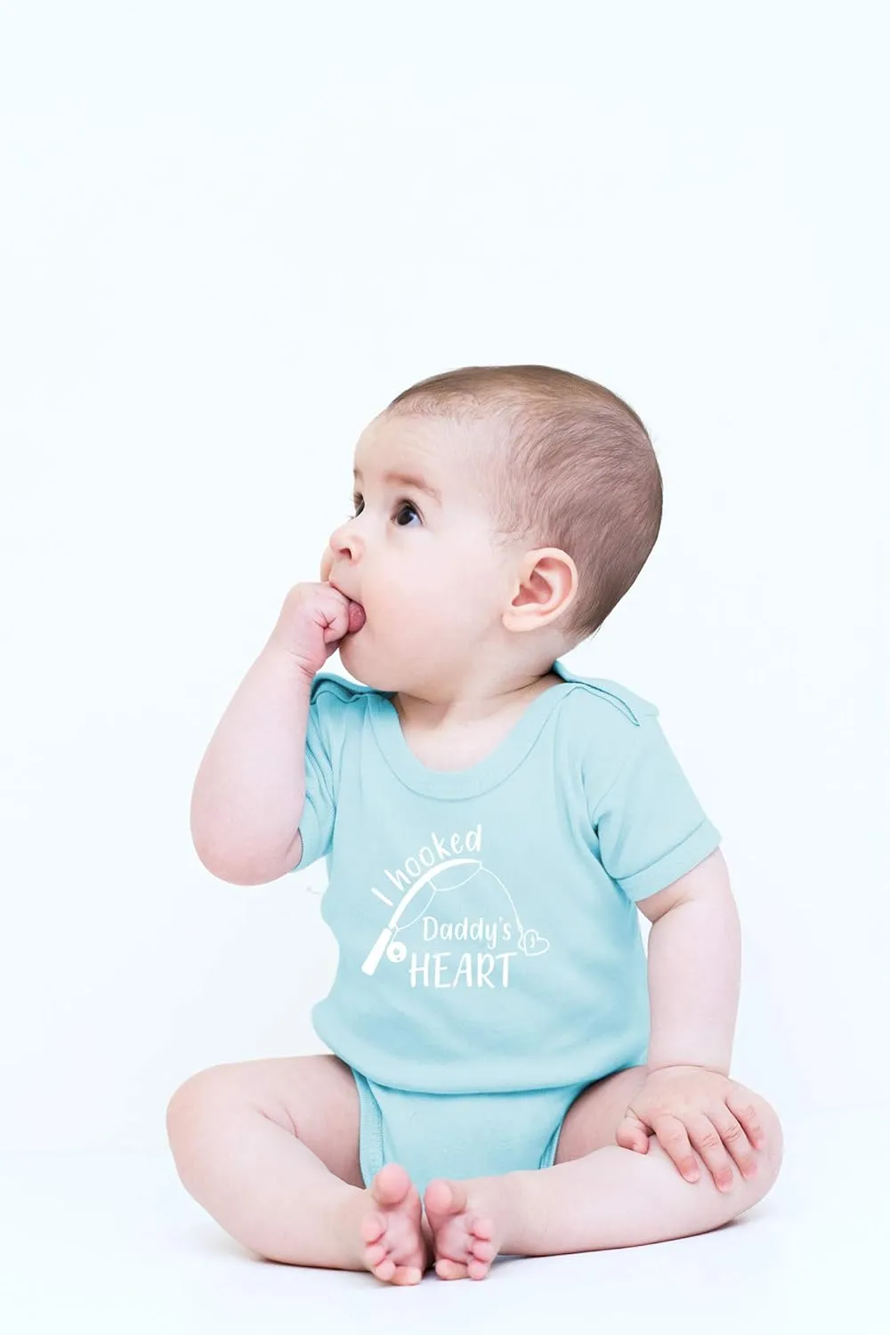 CBTwear I Hooked Daddy's Heart - Baby Clothes - Funny Newborn Bodysuit Outfits for Boys and Girls