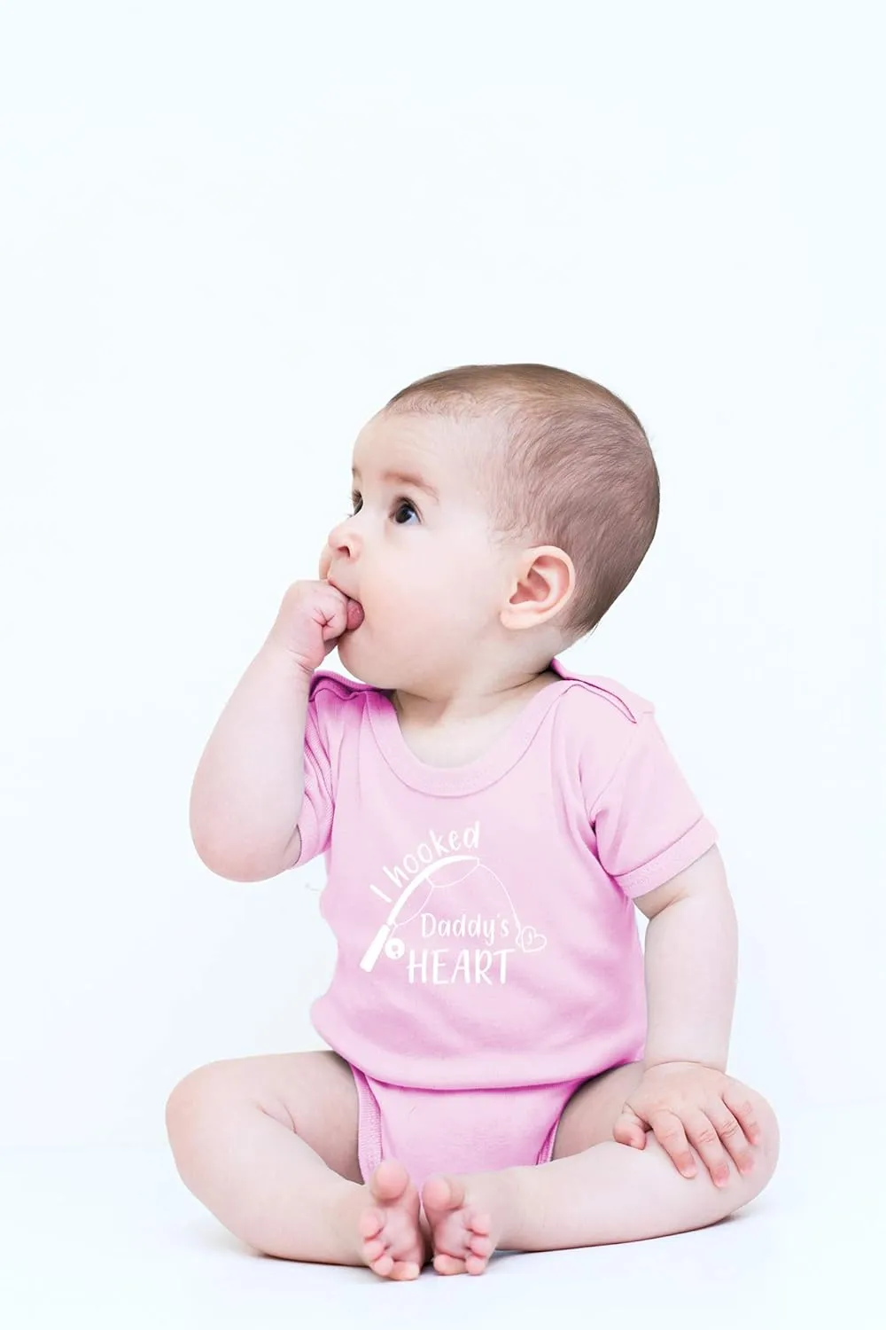 CBTwear I Hooked Daddy's Heart - Baby Clothes - Funny Newborn Bodysuit Outfits for Boys and Girls
