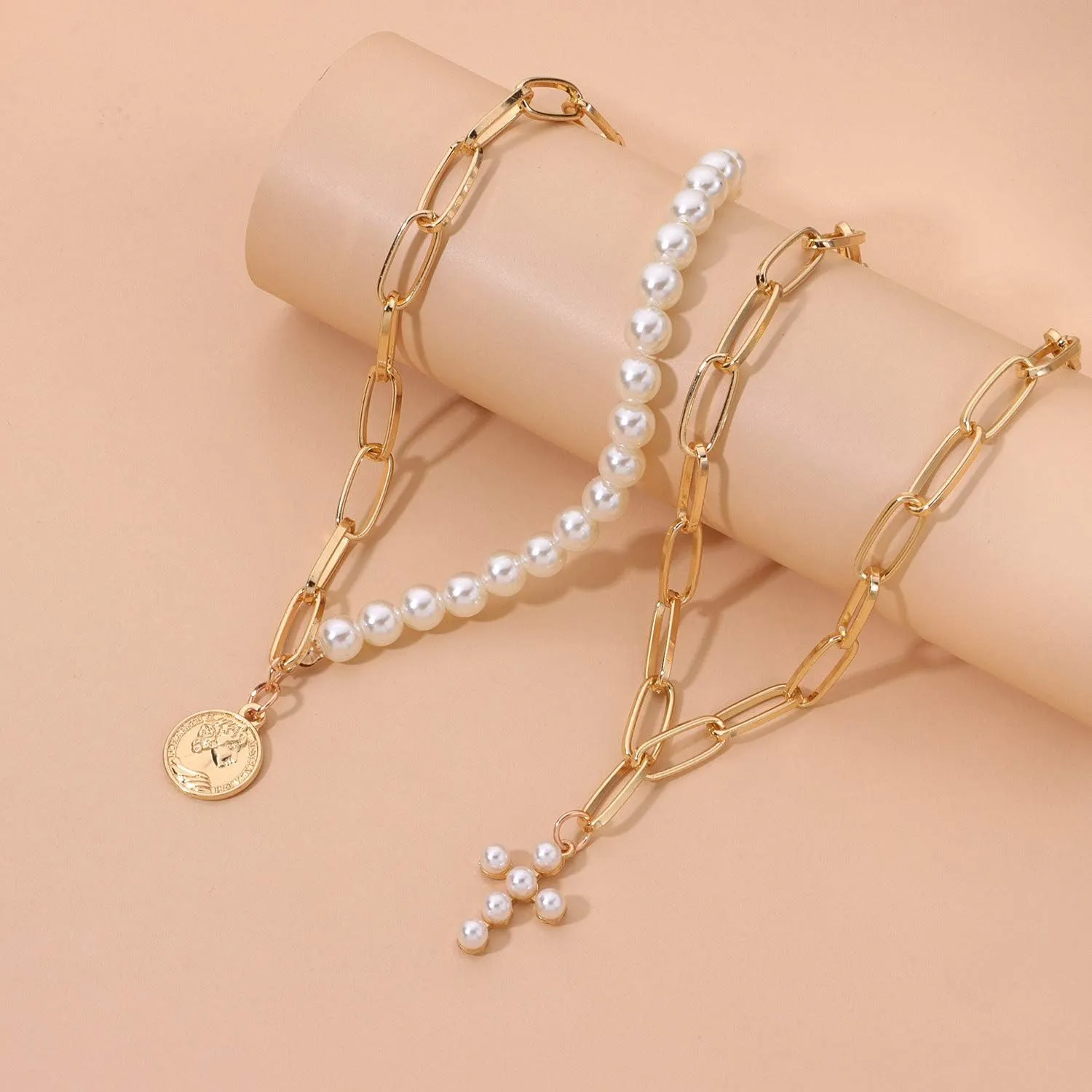 CJIAYUJEW Gold Layered Necklaces for Women Stackable Cross Necklace Cuban Cross Pendant Necklace Gold Heart Cross Choker Necklace Set Simple Jewelry Gift