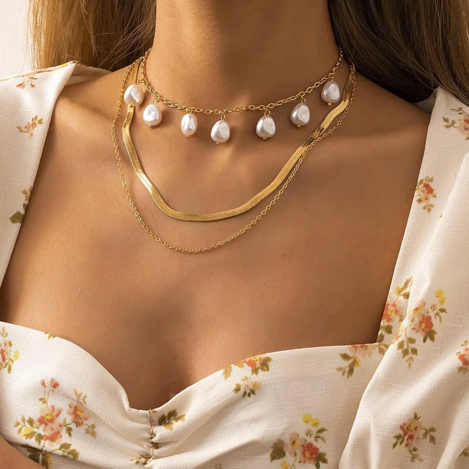 Dainty Layered Necklace, Dainty Layering Necklaces for Women Snake Chain Pearl Pendant Chain Necklaces Women Jewelry, 3 Layers