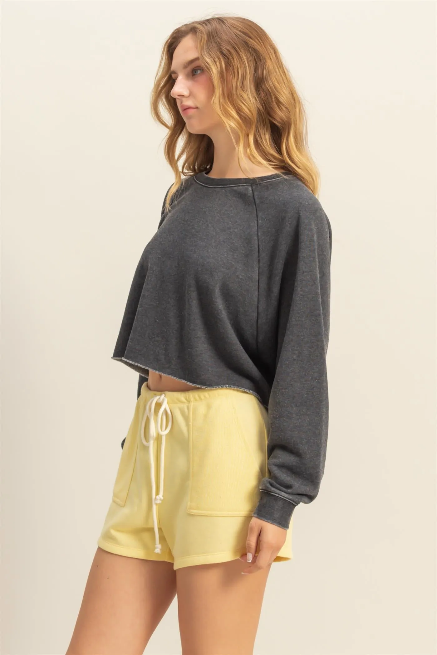 DZ25C445-Laid Back Crop Sweatshirt