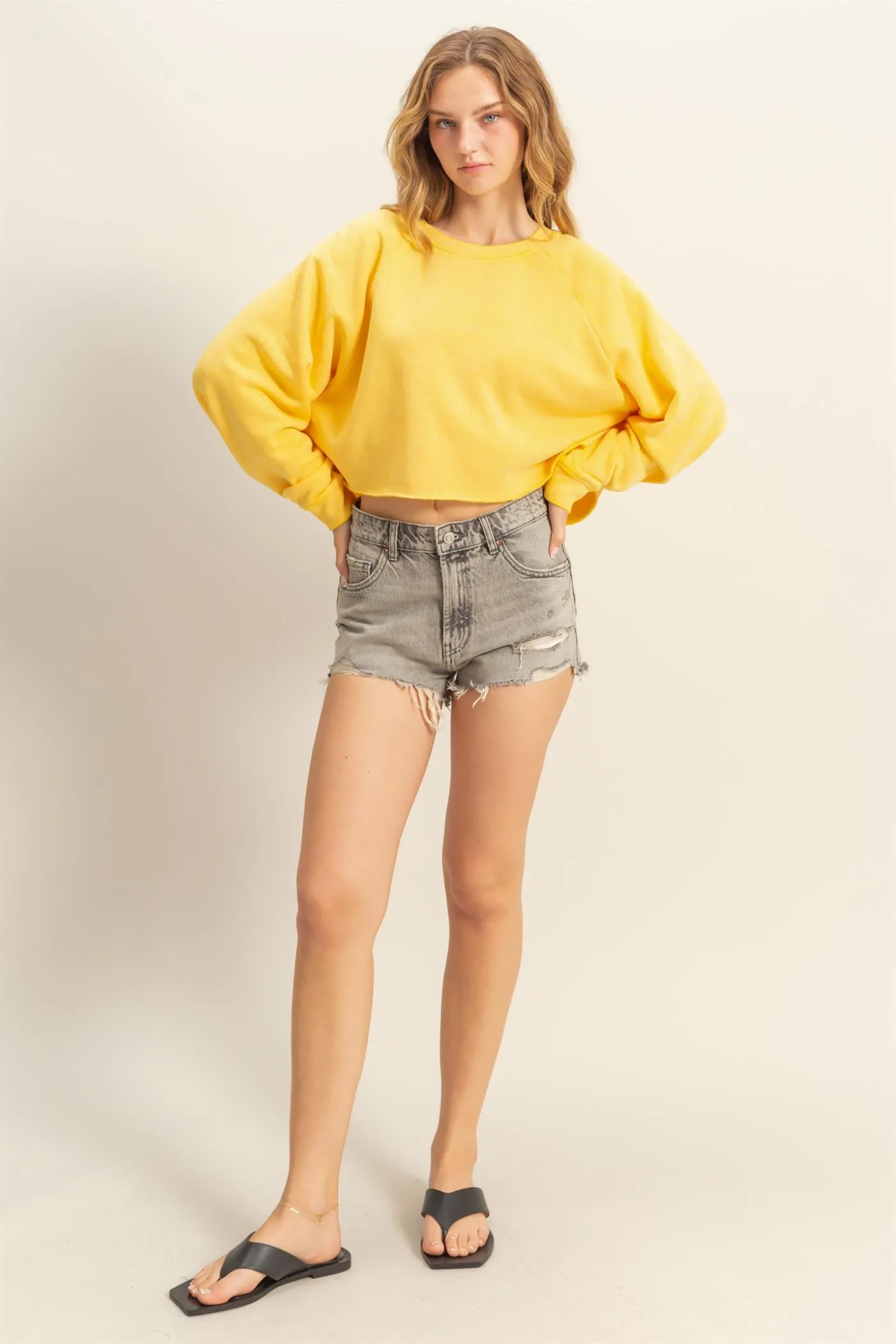 DZ25C445-Laid Back Crop Sweatshirt