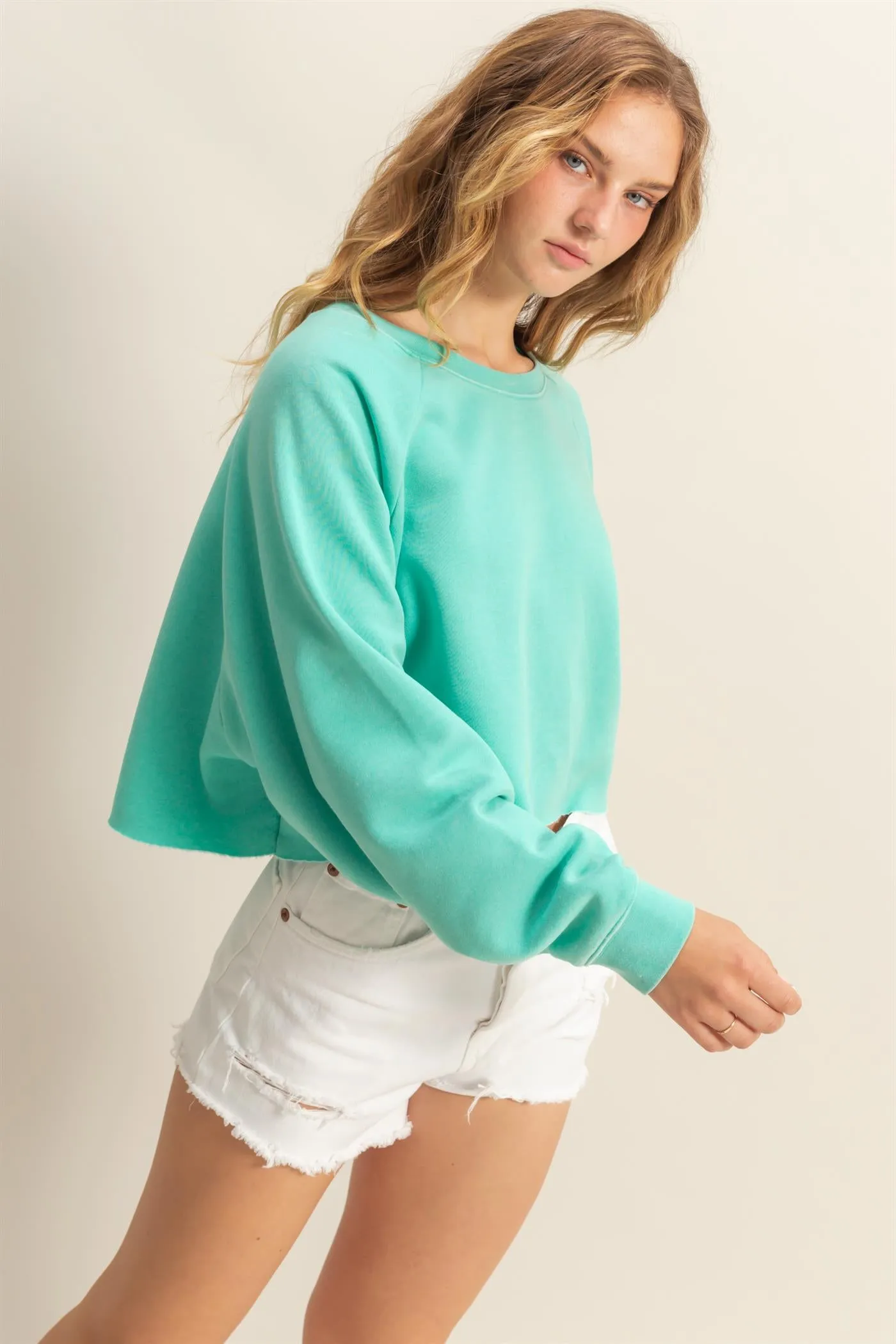 DZ25C445-Laid Back Crop Sweatshirt