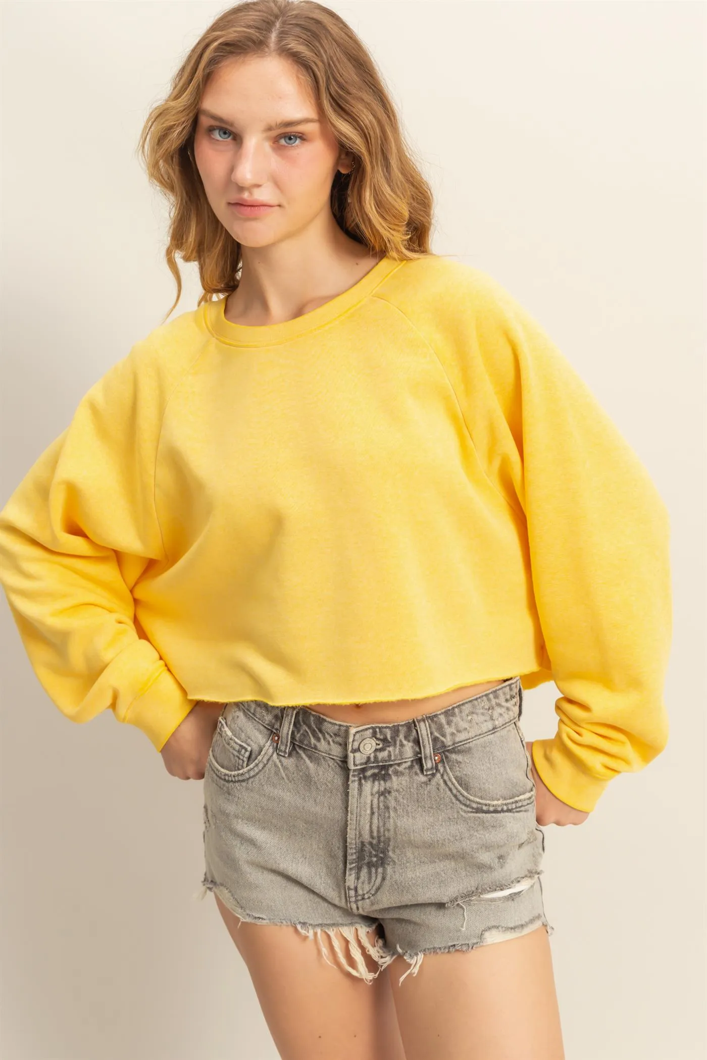 DZ25C445-Laid Back Crop Sweatshirt