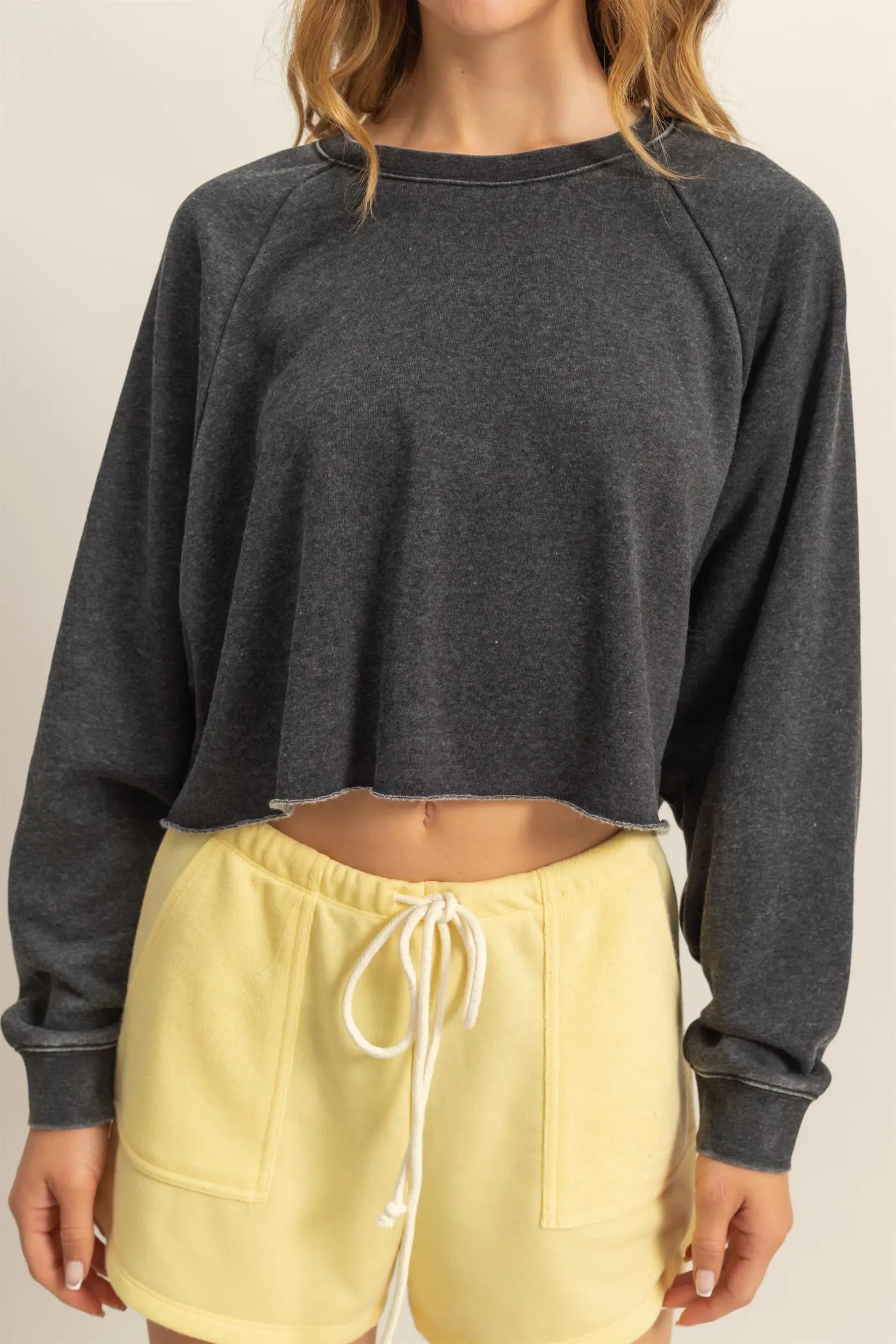 DZ25C445-Laid Back Crop Sweatshirt