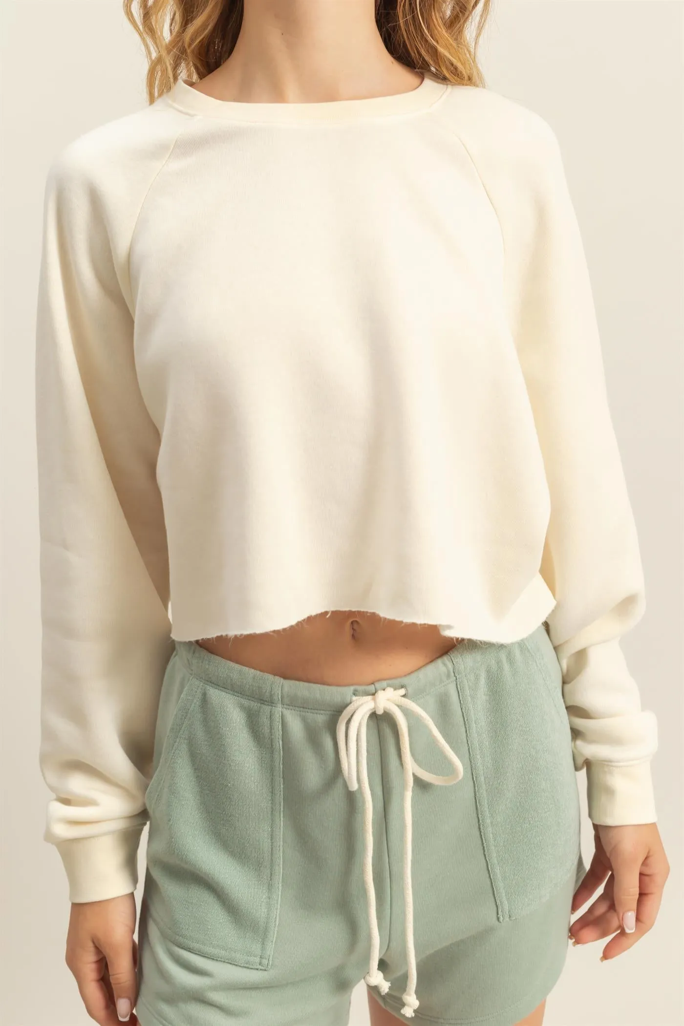 DZ25C445-Laid Back Crop Sweatshirt