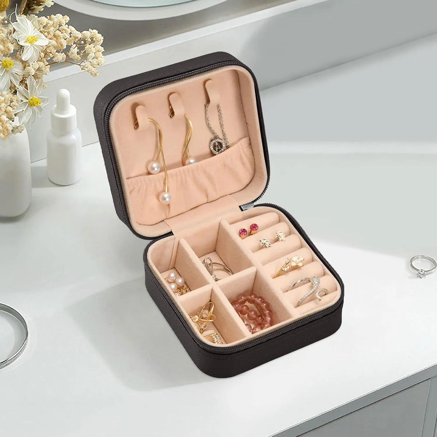 Emelivor Greem Gradient Custom Travel Jewelry Case PU Leather Personalized Portable Jewelry Box Travel Jewelry Organizer Small Jewelry Box for Ring Earring Gifts Necklace Display Box Holder for Women
