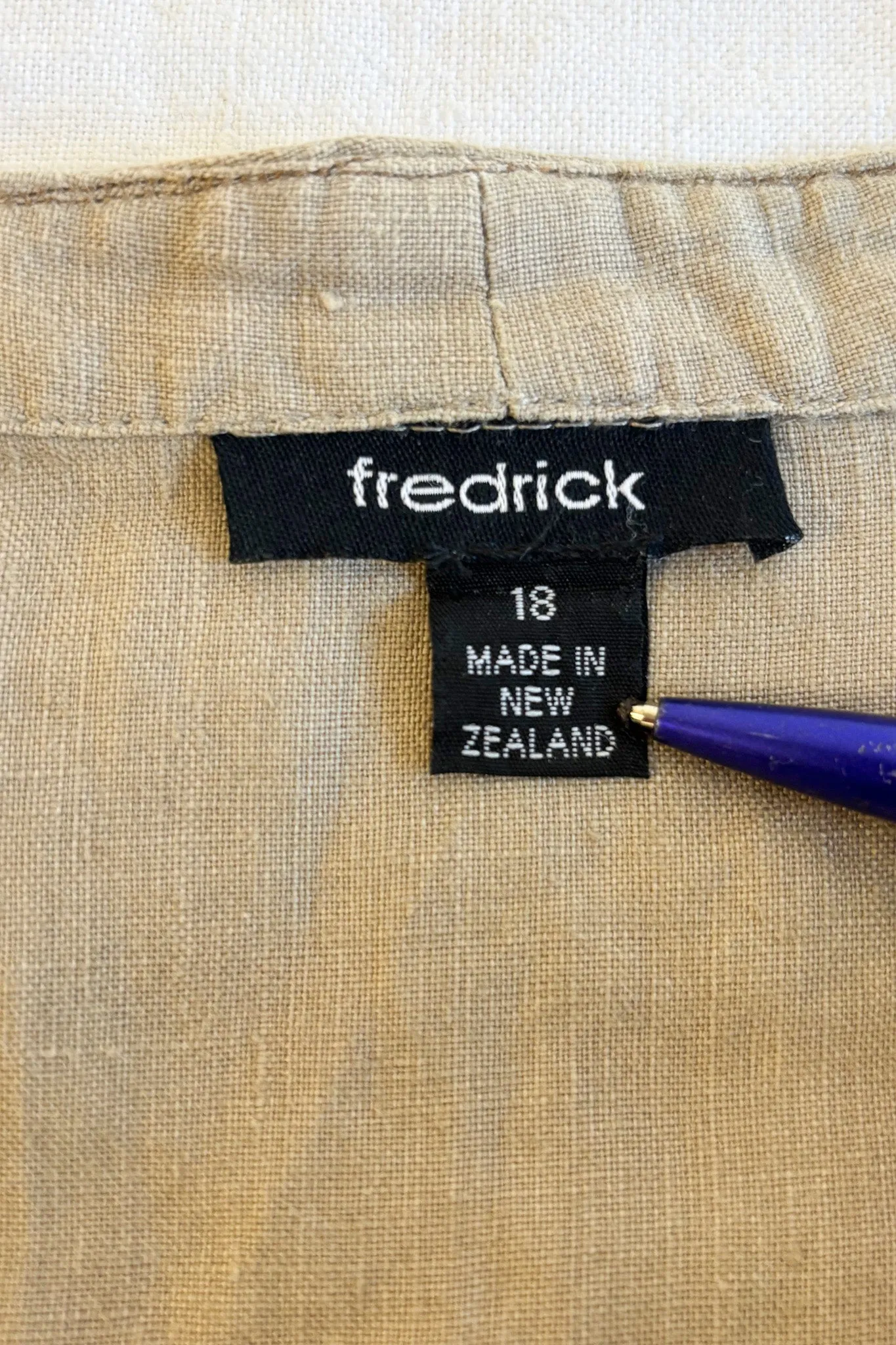 Fredrick NZ made linen blouse, 18