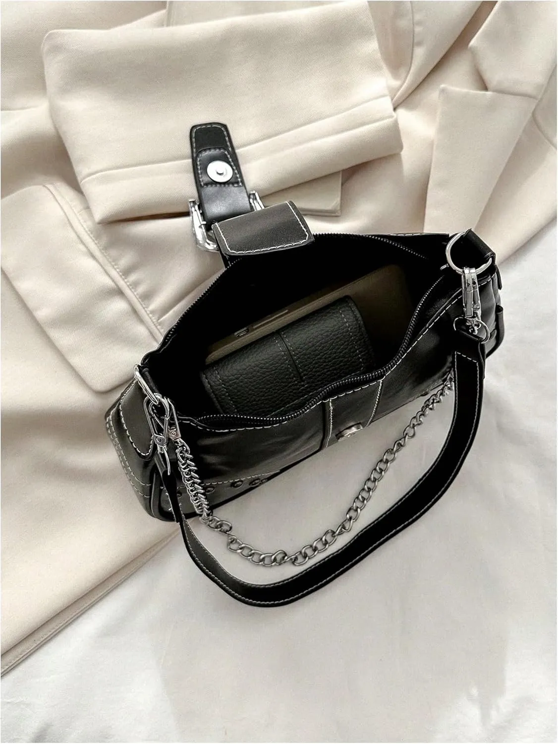 GORGLITTER Women's Buckle Shoulder Bag Y2K Chain PU Leather Clutch Shoulder Handbags