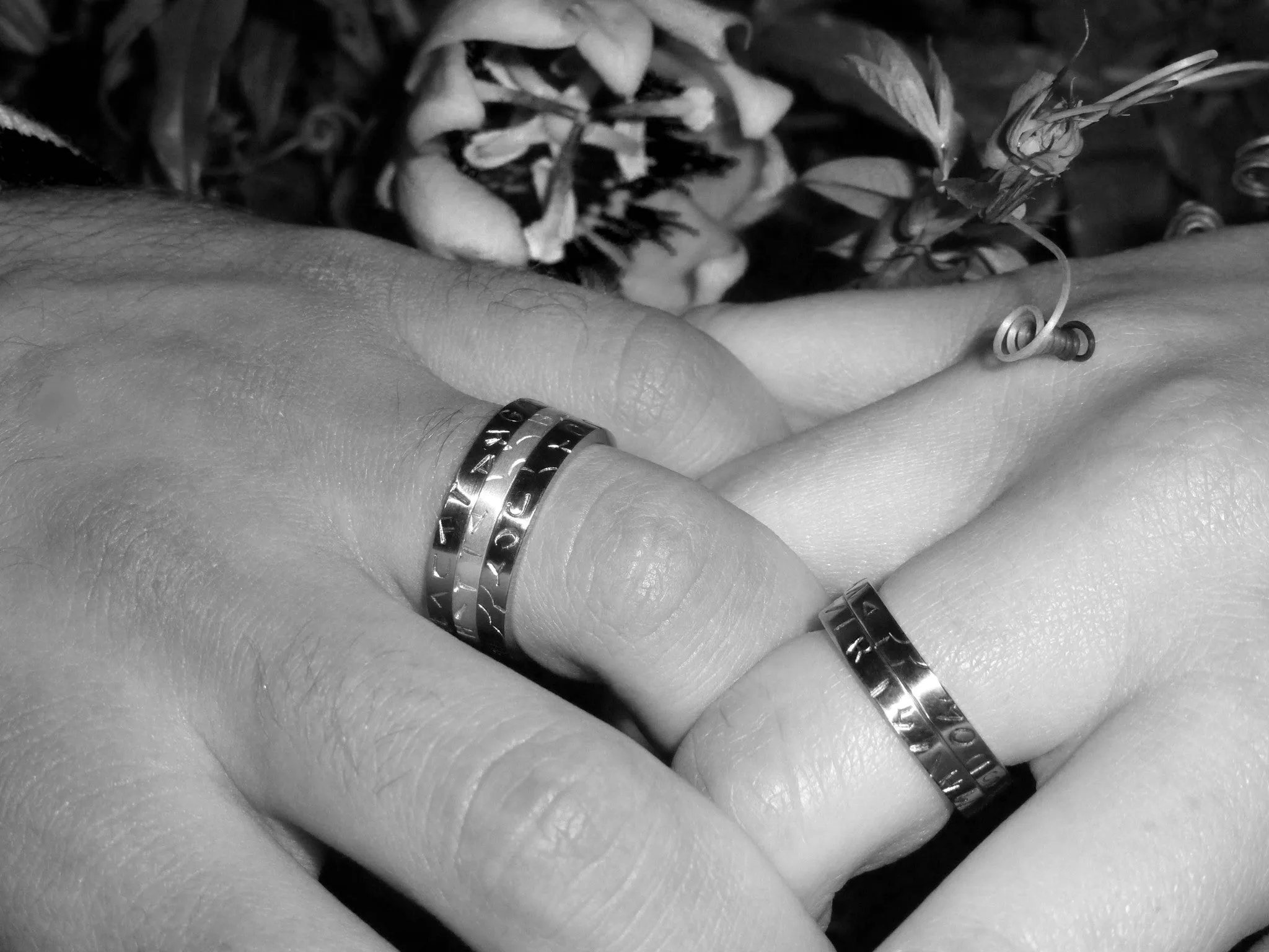 GRAFFITI RINGS