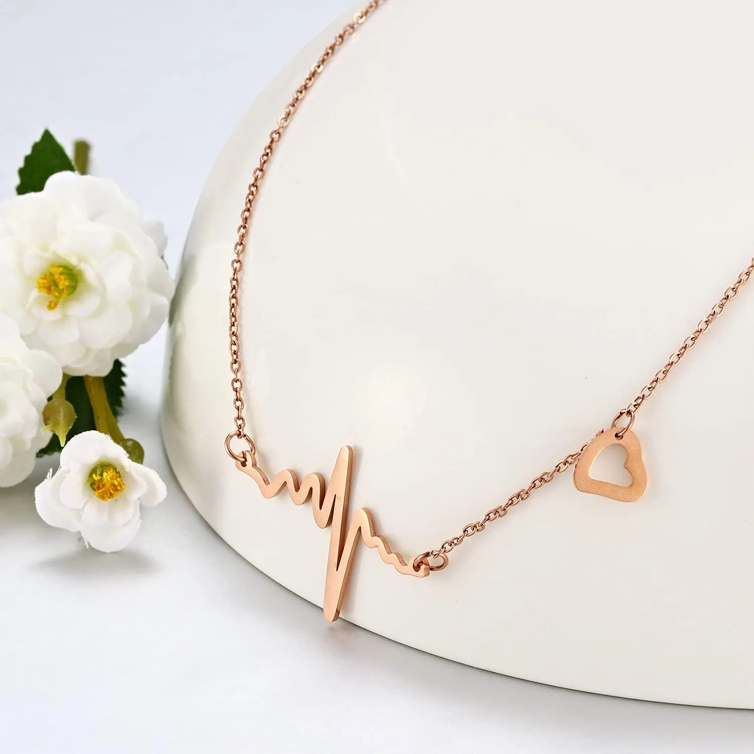 Hanreshe Heartbeat Necklace Stainless Steel Electrocardiogram Pendants Heart Necklace for Nurse Doctor Graduate Student Women Gift