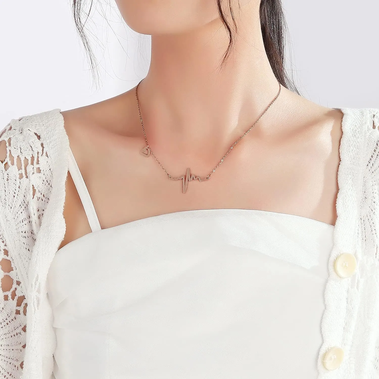 Hanreshe Heartbeat Necklace Stainless Steel Electrocardiogram Pendants Heart Necklace for Nurse Doctor Graduate Student Women Gift