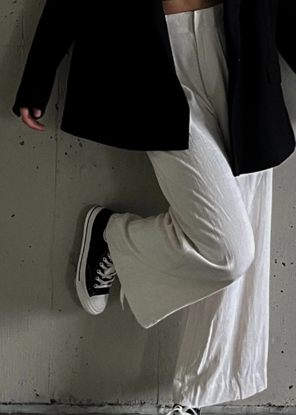 Hattie Sneaker | Black