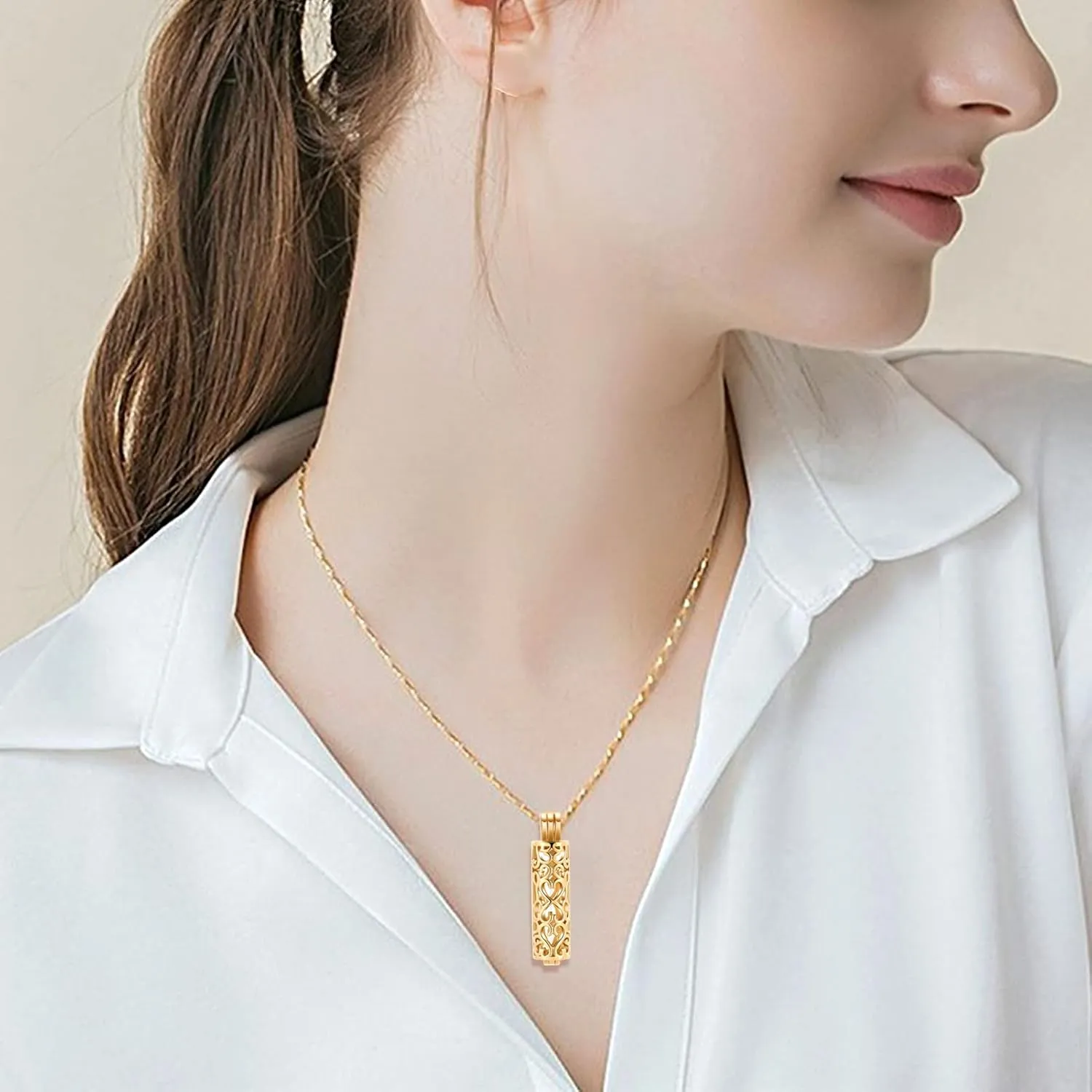 Imrsanl Cremation Jewelry Urn Necklace for Ashes Pendant with Hollow Glass Vial Cylinder Cremation Keepsake Memorial Lockets Ashes Holder for Women Men Pet