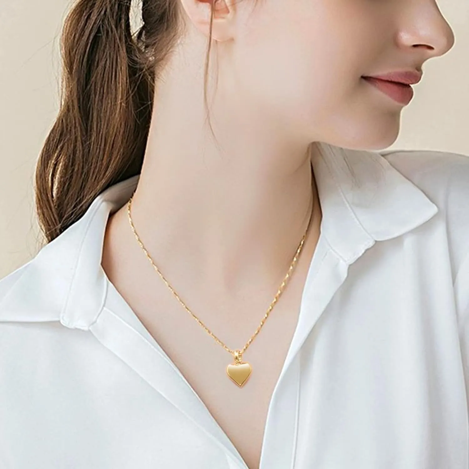 Imrsanl Small Heart Cremation Urn Necklace for Ashes Stainless Steel Memorial Ash Pendant Keepsake Jewelry