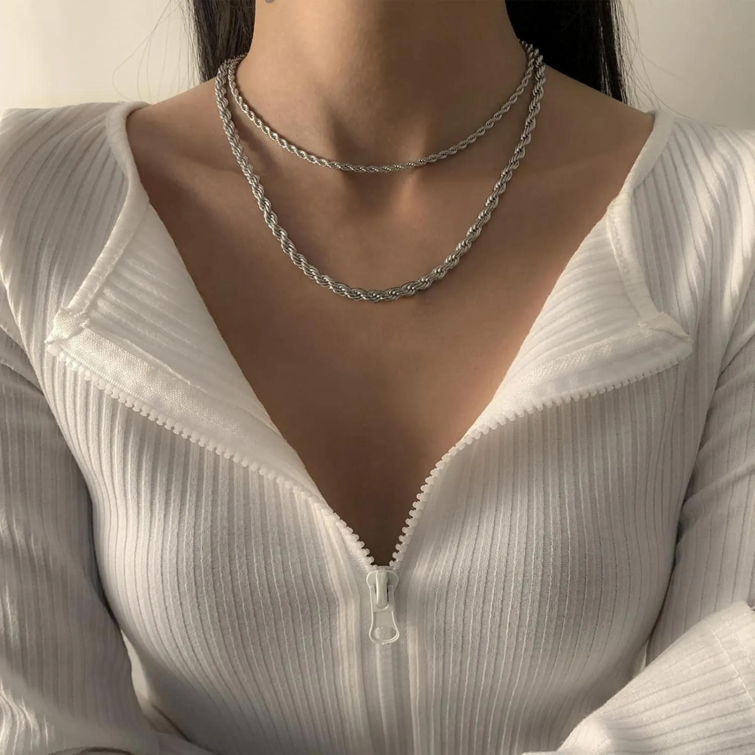 Layered Necklaces for Women, Dainty Layered Choker Necklace Twisted Chain Pendant Chain Necklaces for Women Girls, 2 Pieces