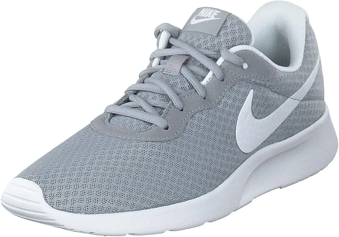 Nike Women's Tanjun Sneaker