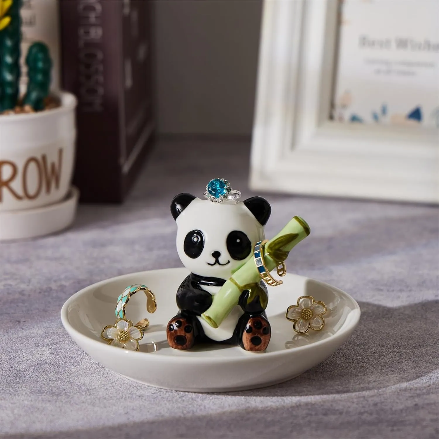 Panda Ring Holder Jewelry Dish, Ceramic Jewelry Holder Ring Dish Jewelry Tray, Panda Gifts for Women Birthday Engagement Wedding Christmas