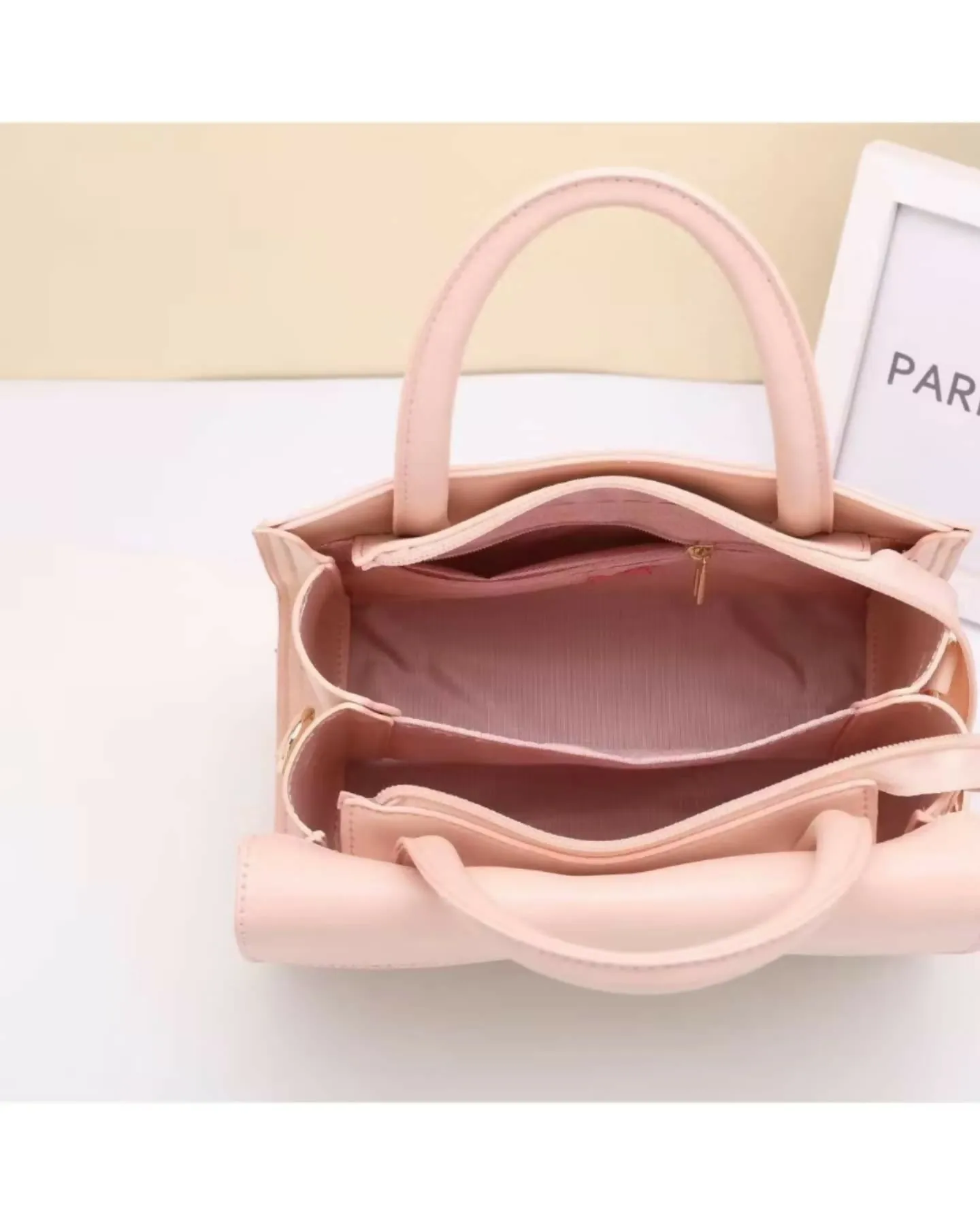 Paris Classic Tas Wanita