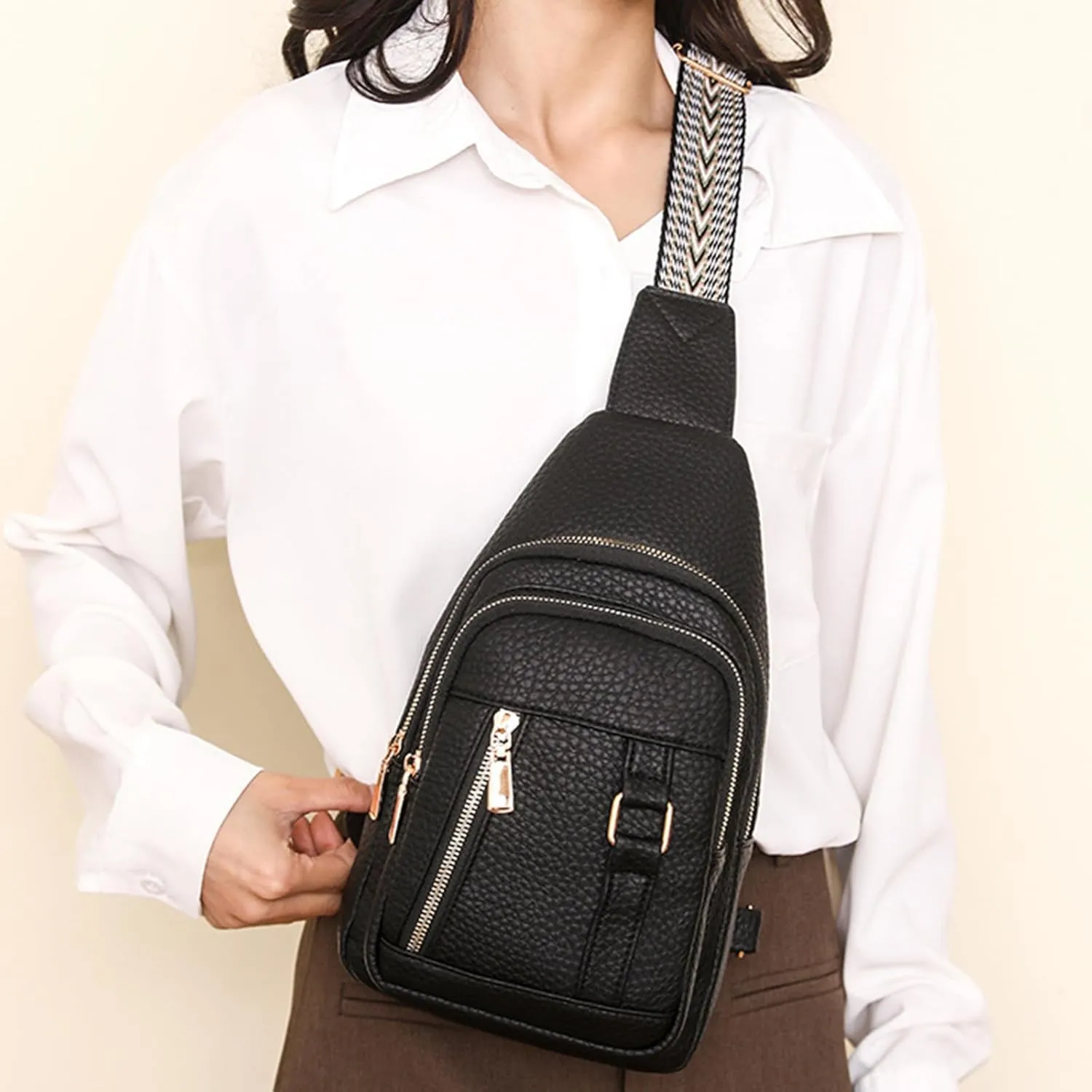 Purses for Women Crossbody Bag 2024 New Leather Fanny Pack for Women,trendy Chest Bag Backpack with Adjustable Strap,cross Body Bag for Hiking Sports Outdoor Travel