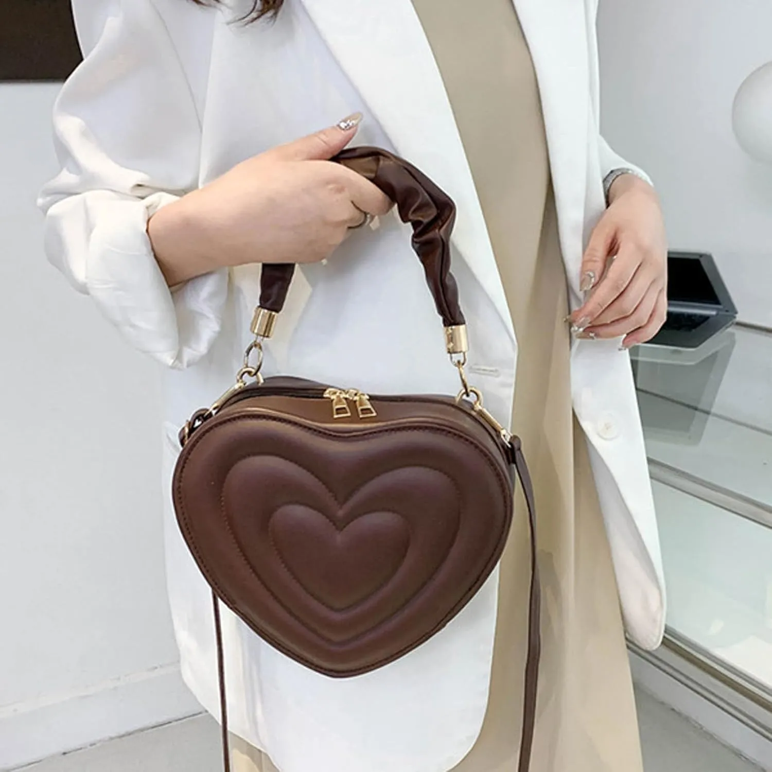 Small Heart Shaped Purse for Women PU Leather Zipper Tote Bag Purse Satchel Cute Crossbody Messenger Handbags