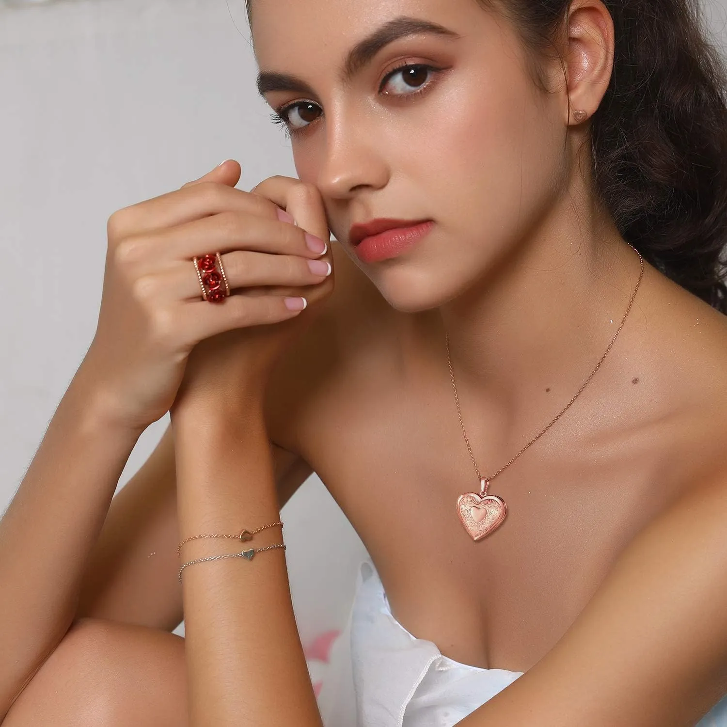 U7 Women Locket Necklace Platinum 14K Gold Photo Lockets that Hold Picture,Chain 20 Inch Personalized Gift Custom Love Heart Image Necklaces