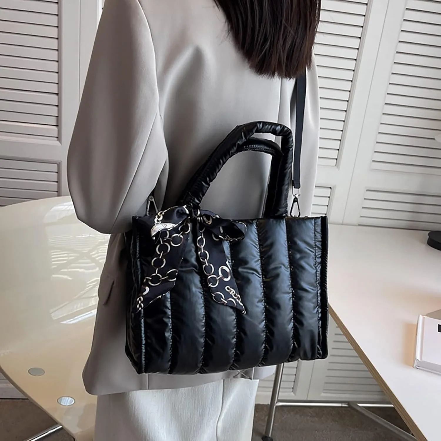 Women's Classic Satchel Bags Genuine Leather Crossbody Bags for Women Trendy Waterproof Cross Body Bag(Black)